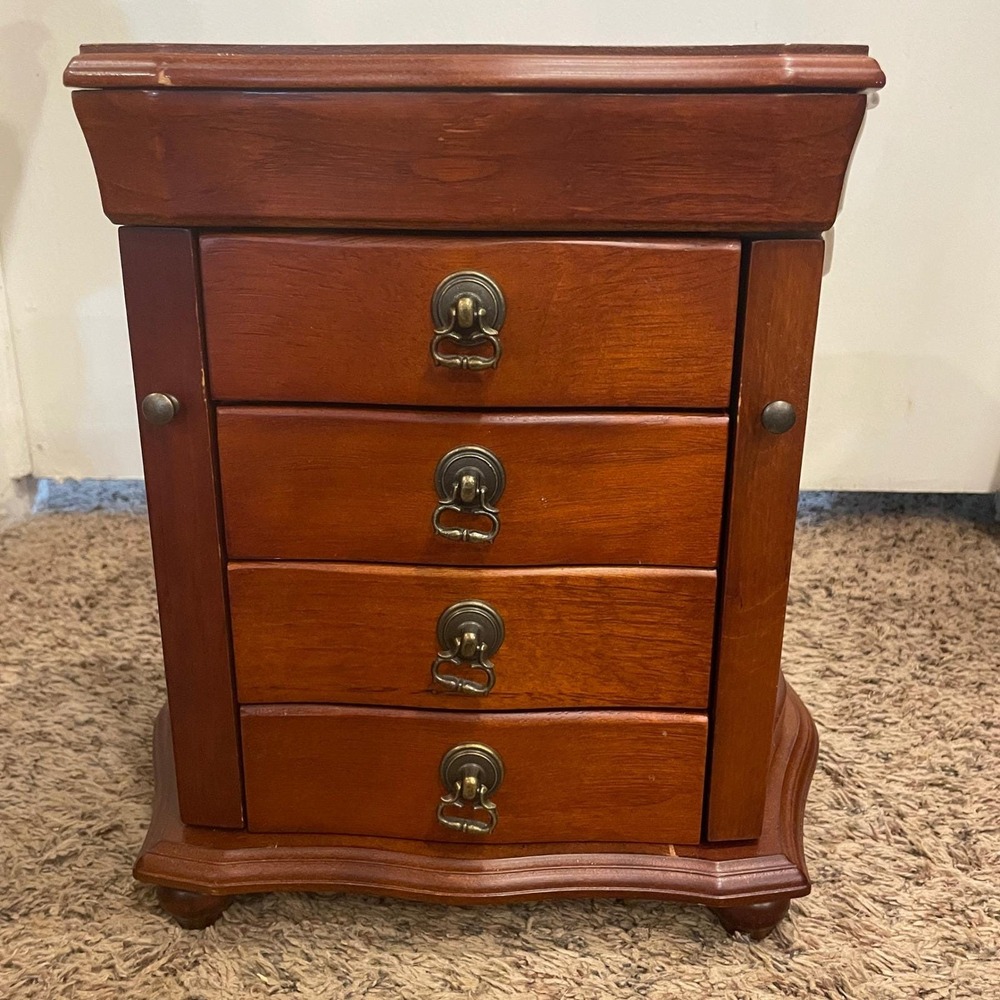 Vintage Wooden Jewelry Armoire Tabletop Chest 4 Drawer Cherry Finish‎  READ